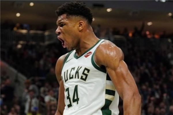 的阵容厚度 的阵容厚度